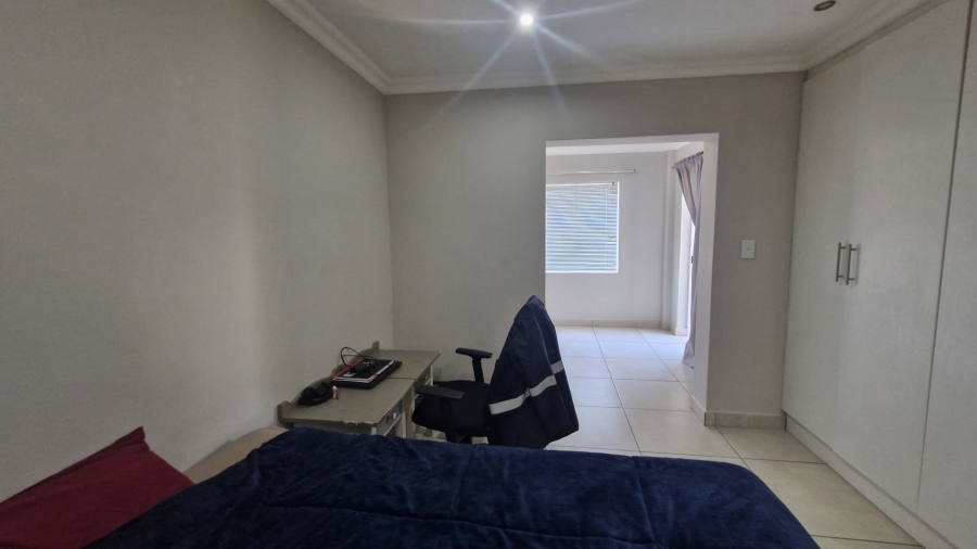 5 Bedroom Property for Sale in Laguna Sands Western Cape